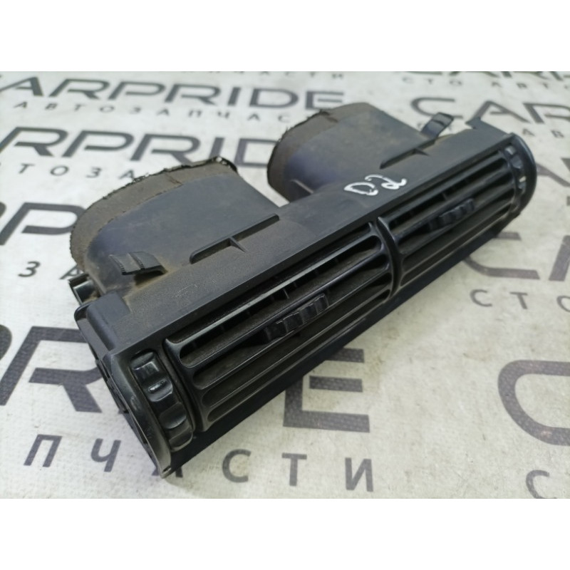 Дефлектор воздуховода (салон) BMW 5-series E34 64221384040