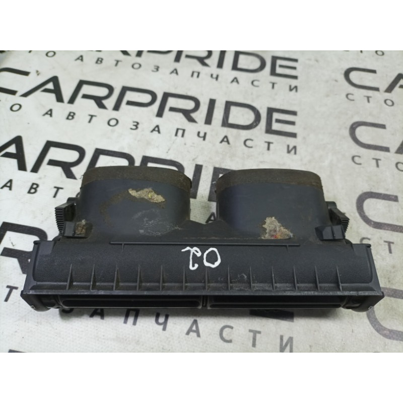 Дефлектор воздуховода (салон) BMW 5-series E34 64221384040