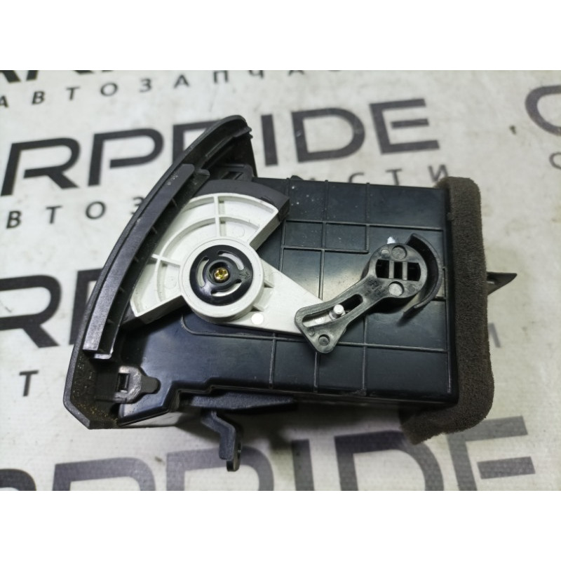 Дефлектор воздуховода (салон) KIA Sorento BL 2005 2.5 CRDI 974903e000