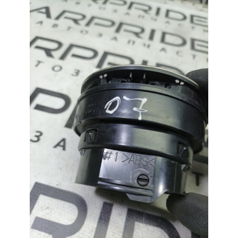 Дефлектор воздуховода (салон) Mazda 6 GG 2004 2.0 RF5