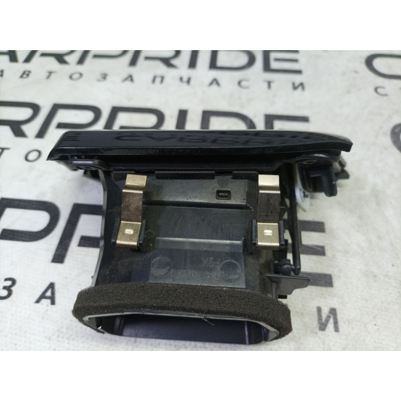 Дефлектор повітроводу (салон) BMW 3-series F30 2013 N47D20 64229231995