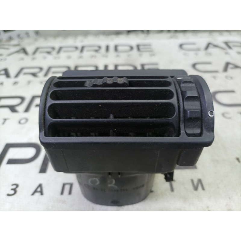 Дефлектор воздуховода (салон) BMW 3-series E30 64221381149