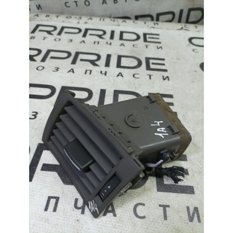 Дефлектор воздуховода (салон) AUDI A4 B6 2003 2.0 ALT 8E0820901F 6PS