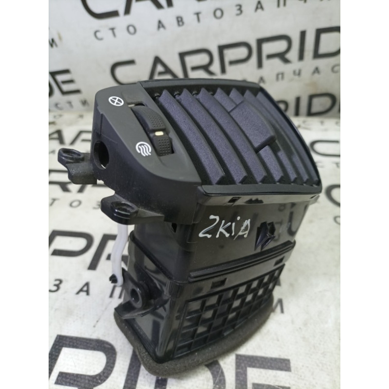 Дефлектор воздуховода (салон) KIA Sorento BL 2007 2.5 CRDI 974403e500