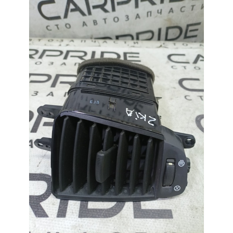 Дефлектор воздуховода (салон) KIA Sorento BL 2007 2.5 CRDI 974403e500