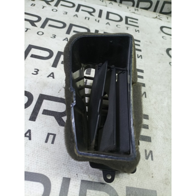 Дефлектор воздуховода (салон) KIA Sorento BL 2005 2.5 CRDI 974403e000