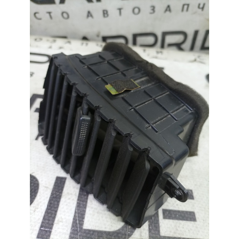 Дефлектор воздуховода (салон) KIA Sorento BL 2005 2.5 CRDI 974403e000