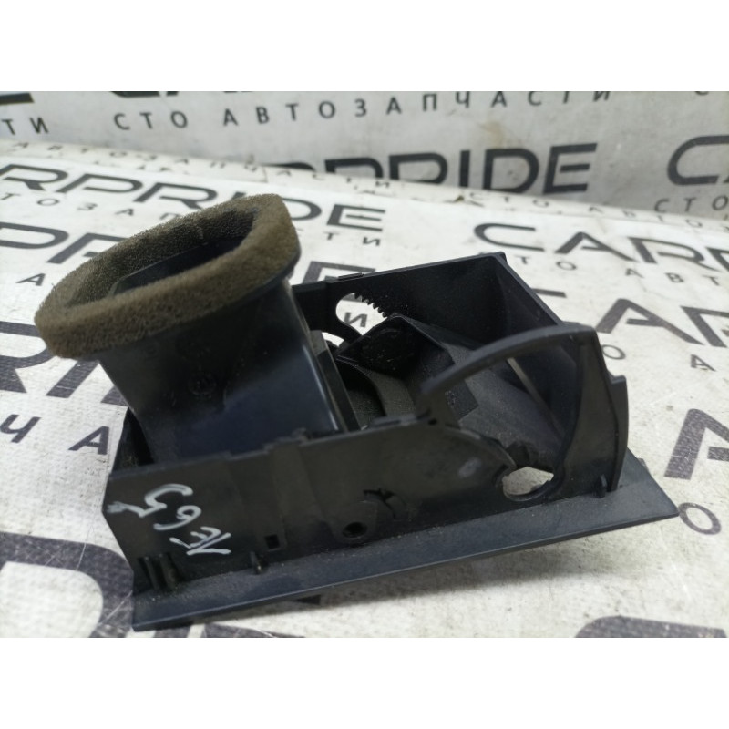 Дефлектор воздуховода (салон) BMW 7-series E65 N62B44 51167011612