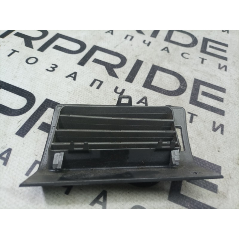 Дефлектор воздуховода (салон) BMW 7-series E65 N62B44 64226913340