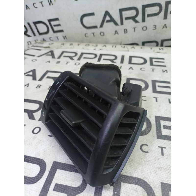 Дефлектор повітроводу (салон) BMW 3-series E46 64228361898