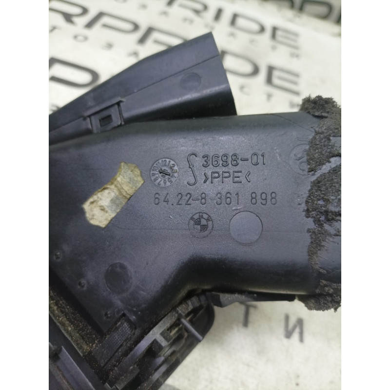Дефлектор повітроводу (салон) BMW 3-series E46 64228361898