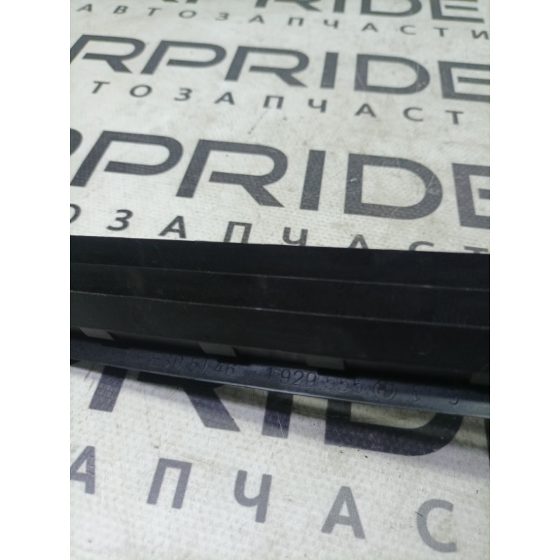 Накладка торпеды (салон) BMW 3-series E30 M21d24 51461929555