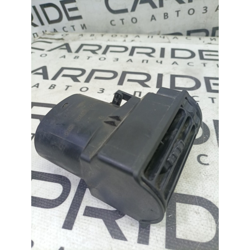 Дефлектор воздуховода (салон) BMW 3-series E30 64221381150