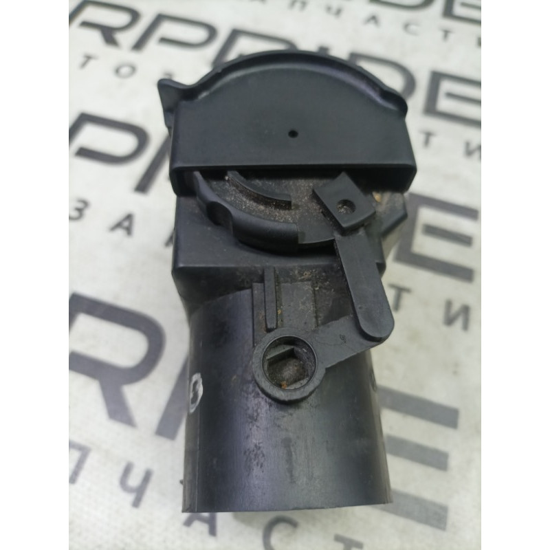 Дефлектор воздуховода (салон) BMW 3-series E30 64221381150