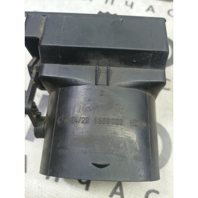 Дефлектор воздуховода (салон) BMW 3-series E30 64221381150