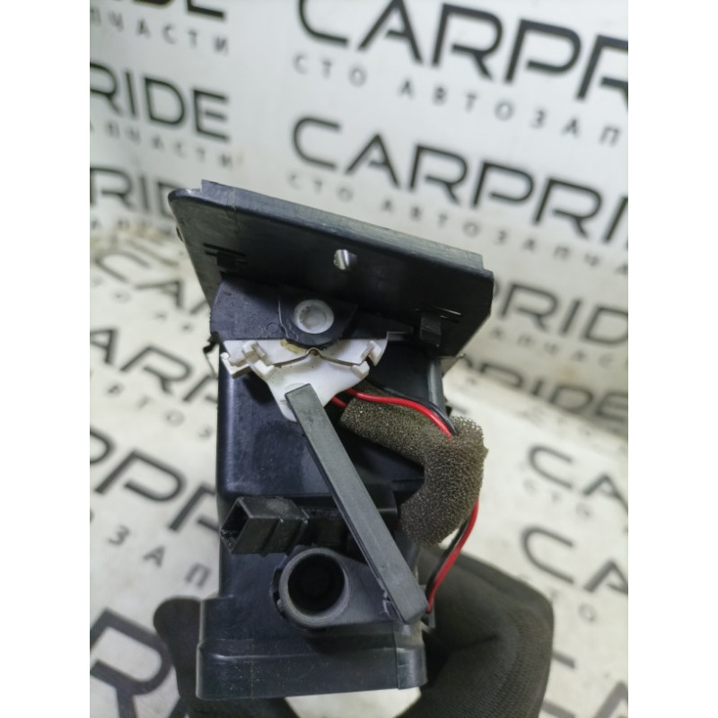 Дефлектор воздуховода (салон) AUDI A6 C5 2001 2.5 AKE 4b1820951