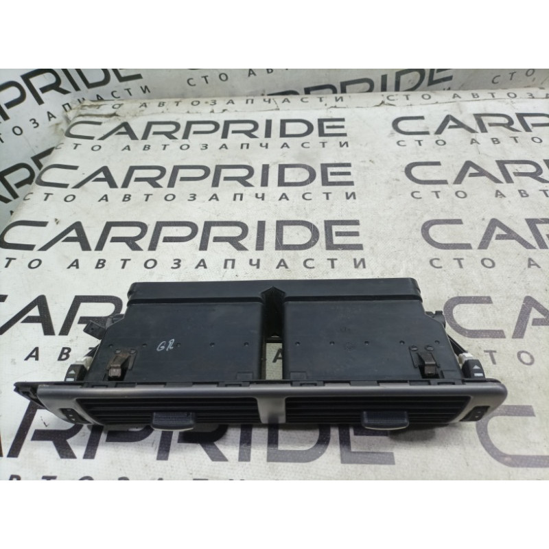 Дефлектор воздуховода (салон) AUDI A6 C5 2001 2.5 AKE 4b1820951