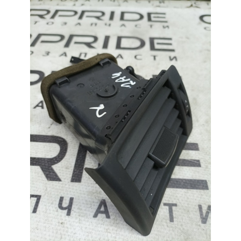 Дефлектор воздуховода (салон) AUDI A4 B6 2003 1.8 BFB 8E0820901F 6PS
