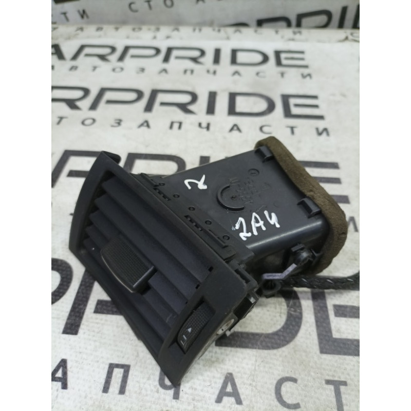 Дефлектор воздуховода (салон) AUDI A4 B6 2003 1.8 BFB 8E0820901F 6PS