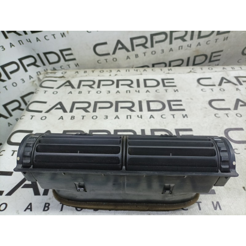Дефлектор воздуховода (салон) BMW 3-series E30 M21d24 64221369705