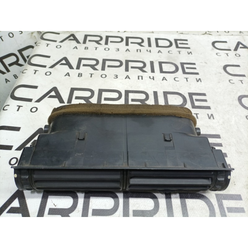 Дефлектор воздуховода (салон) BMW 3-series E30 M21d24 64221369705