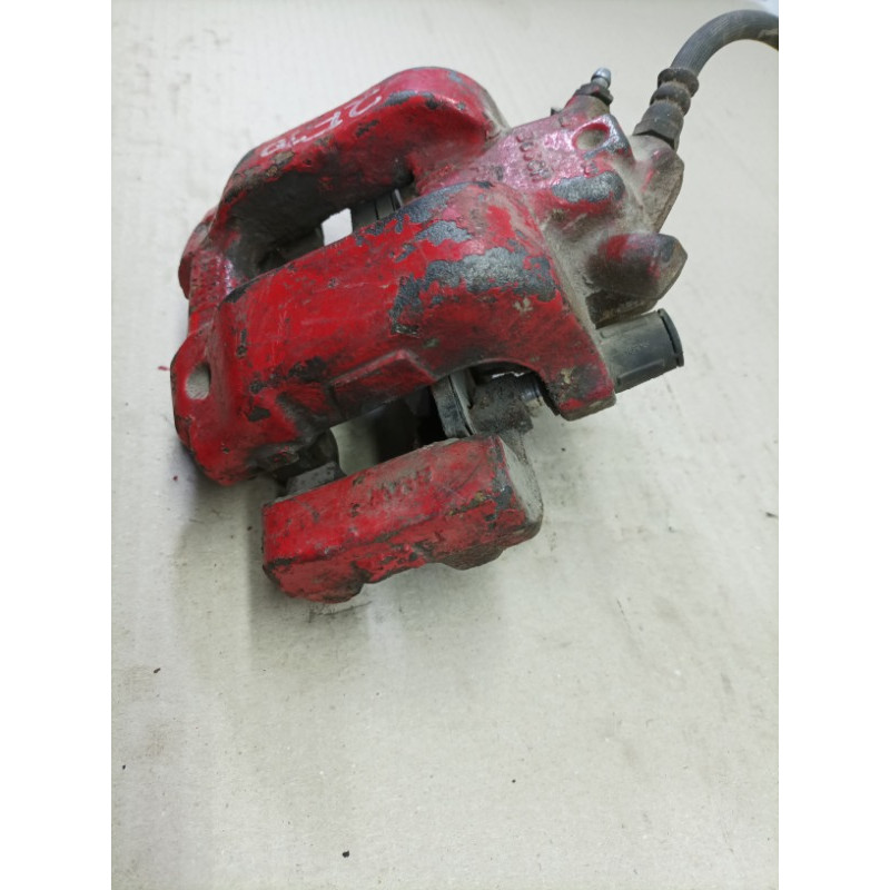 Гальмівний супорт (гальмівна система) BMW 3-series F30 2013 N47D20 34116857687