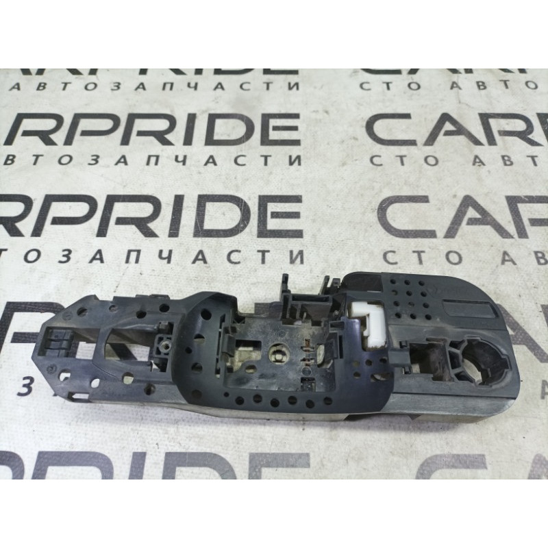Кронштейн ручки дверей (кузов і елементи) Renault Megane 3 2009 1.5 806060041r