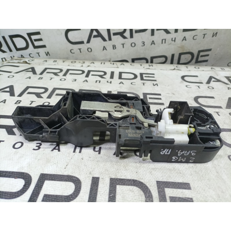 Кронштейн ручки дверей (кузов і елементи) Renault Megane 3 2009 1.5 806060041r