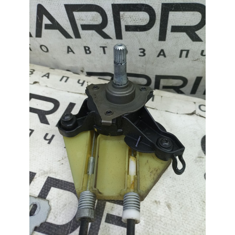 Механизм стеклоподъемника (кузов и элементы) Renault Megane 3 2009 1.5 827200008r