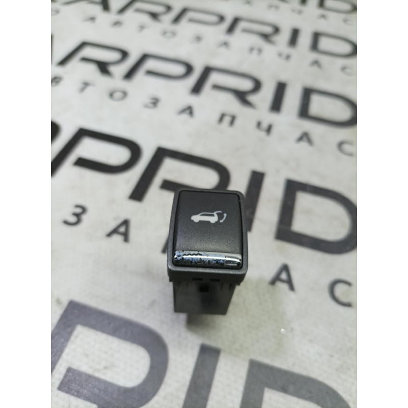 Кнопка открывания крышки багажника (электрика / кнопки) Infiniti QX60 L50 2015 3.5 251403JA0A