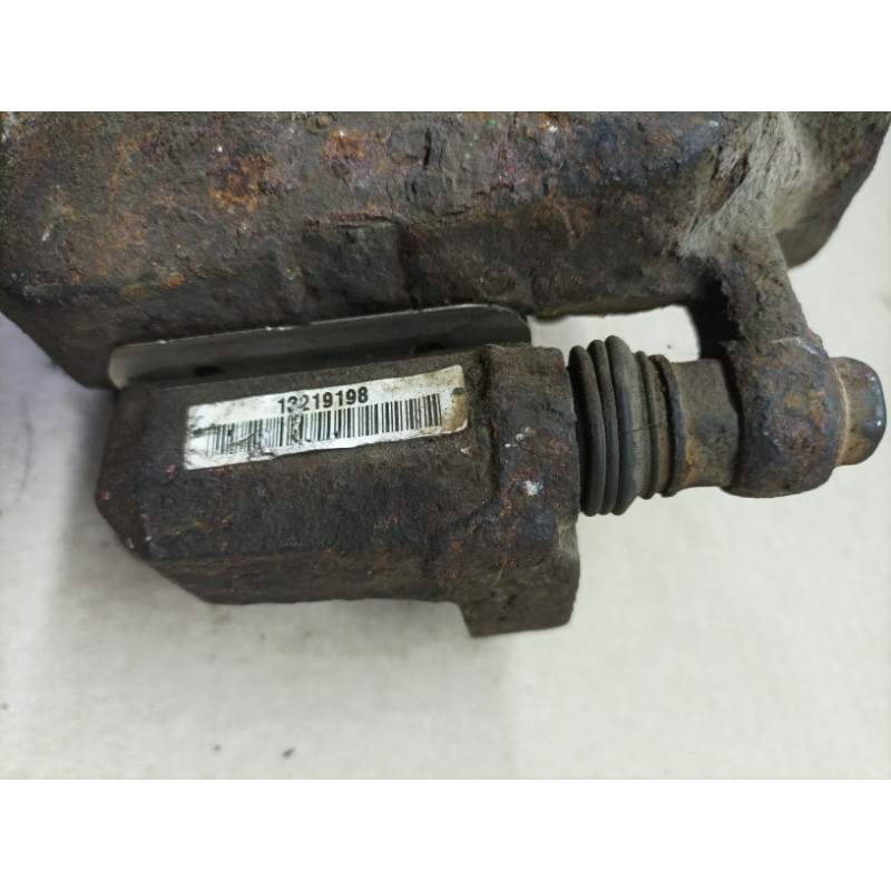 Суппорт тормозной (тормозная система) Opel Insignia A 2010 2.0 DTH 13219198