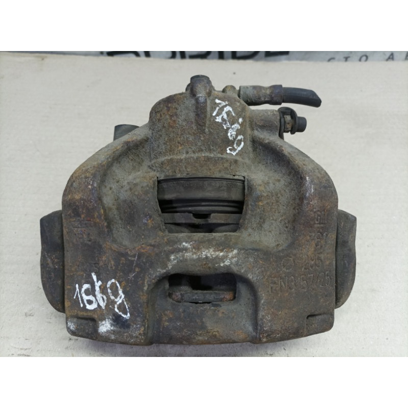 Суппорт тормозной (тормозная система) Opel SIGNUM 1 2006 2.2 YH 5542455