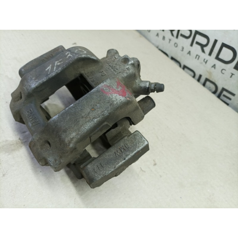 Гальмівний супорт (гальмівна система) BMW 3-series F30 2013 N26B20 34116850970