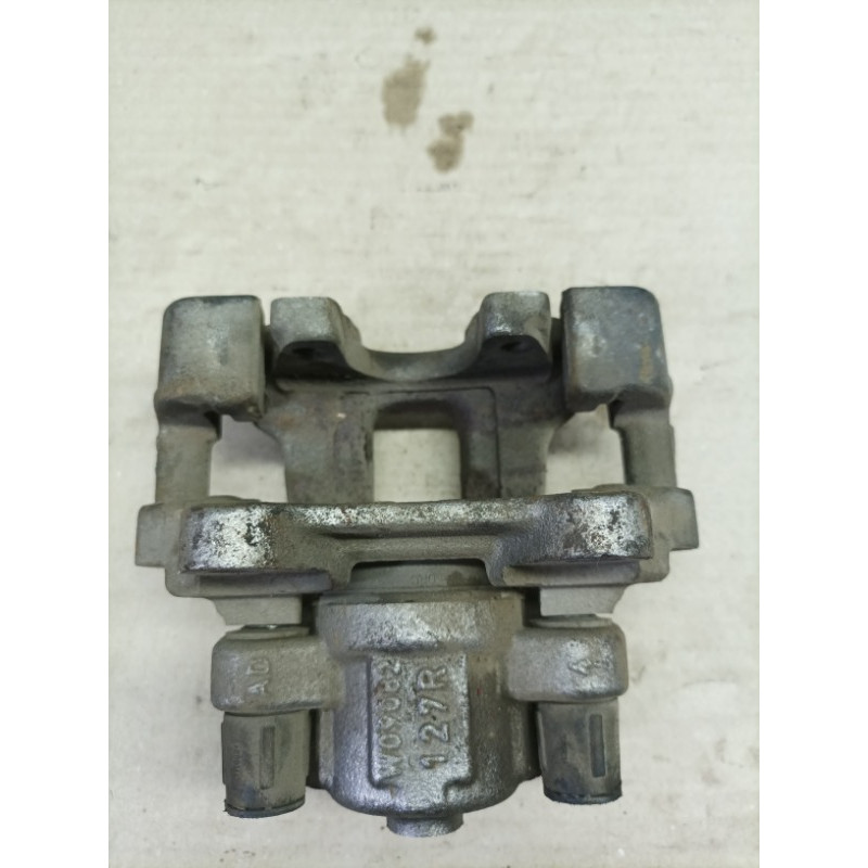 Гальмівний супорт (гальмівна система) BMW 3-series F30 2013 N26B20 34216850857