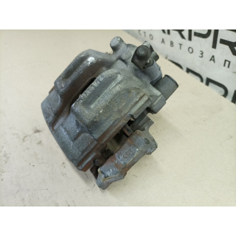 Гальмівний супорт (гальмівна система) BMW 3-series E93 2010 3.0 N52 34216768697