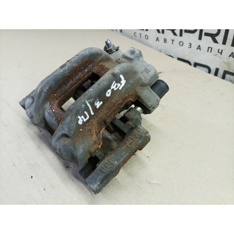 Гальмівний супорт (гальмівна система) BMW 3-series F30 34216850858