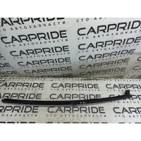 Направляющая стекла двери