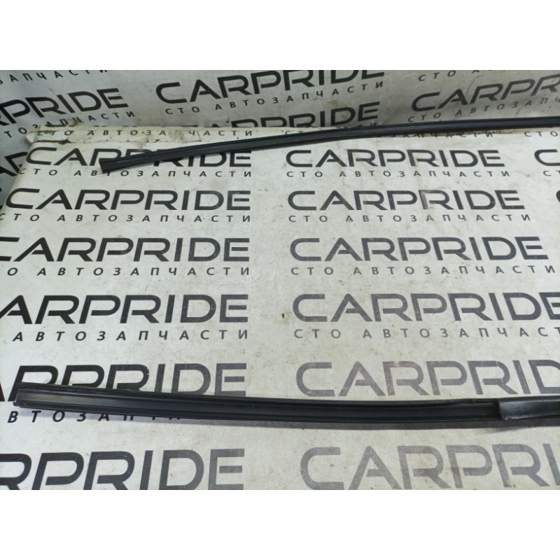 Уплотнитель стекла двери (кузов и элементы) Honda CRV RD7 2003 2.2 72775SCAE01