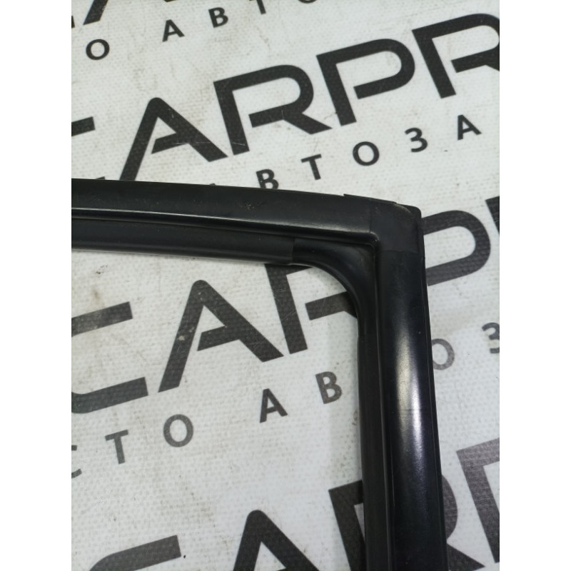 Уплотнитель стекла двери (кузов и элементы) Honda CRV RD7 2003 2.2 72775SCAE01