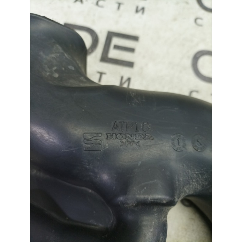 Повітряний резонатор (впускная система) Honda CRV RD7 2003 2.2 17251RMAE01