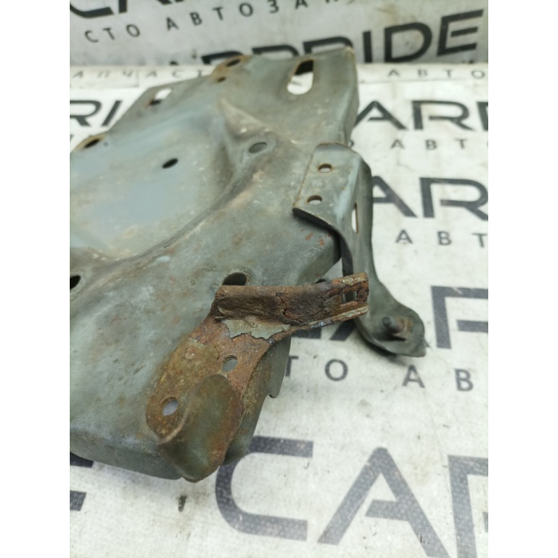 Крепление аккумулятора (кузов и элементы) Honda CRV RD7 2003 2.2 60630SKNE00ZZ