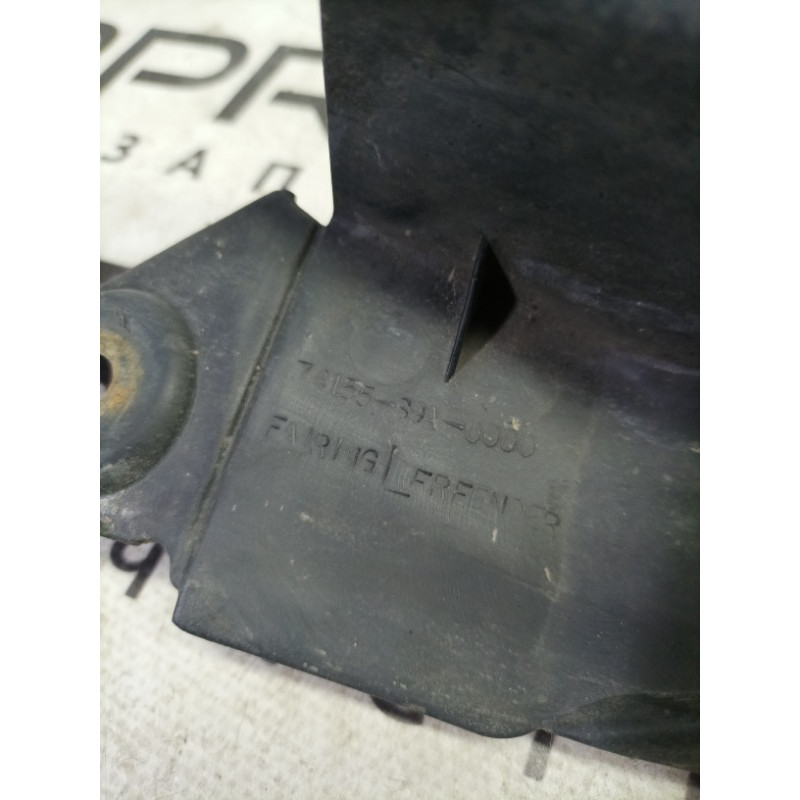 Уплотнитель крыла (кузов и элементы) Honda CRV RD7 2003 2.2 7415569a0000