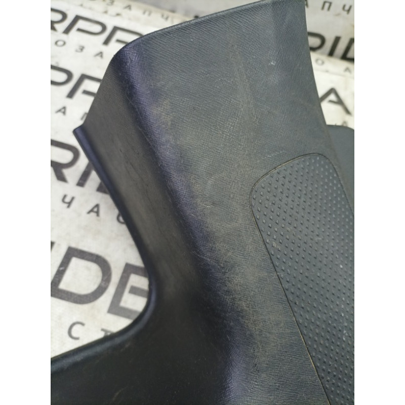 Накладка на порог (кузов и элементы) Honda CRV RD7 2003 2.2 84211s9a0030