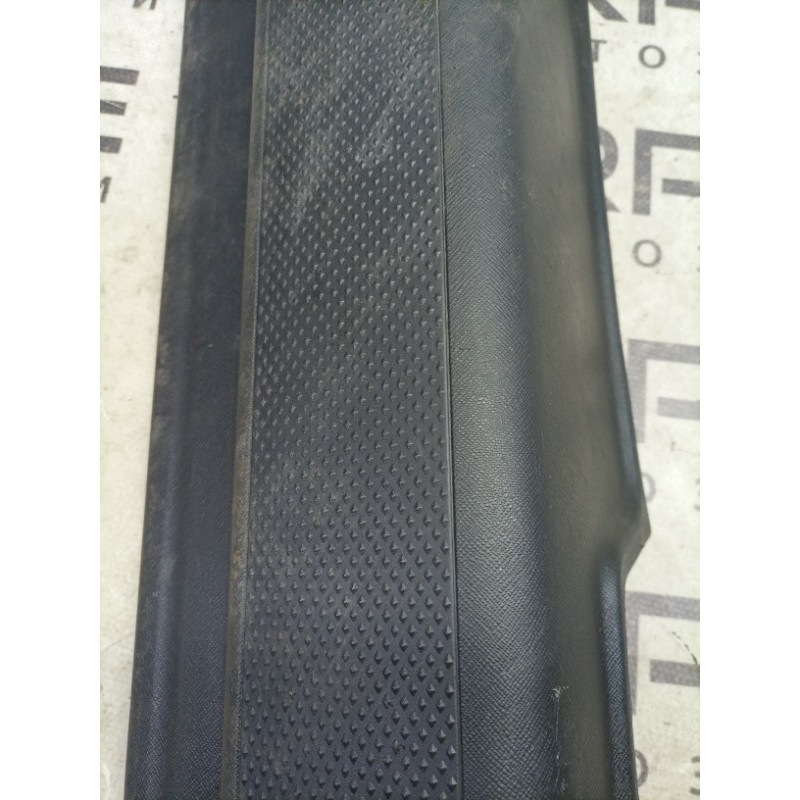 Накладка на порог (кузов и элементы) Honda CRV RD7 2003 2.2 84251s9aa010