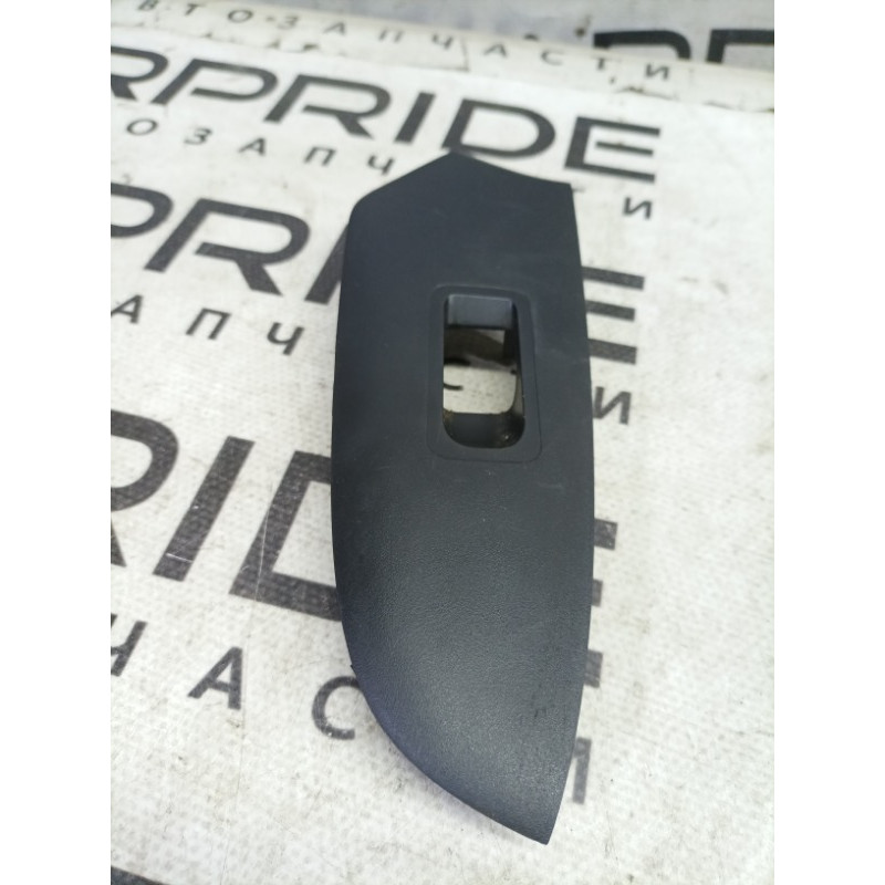 Накладка кнопок стеклоподъемника (салон) Honda CRV RD7 2003 2.2 88761scaxa011m1