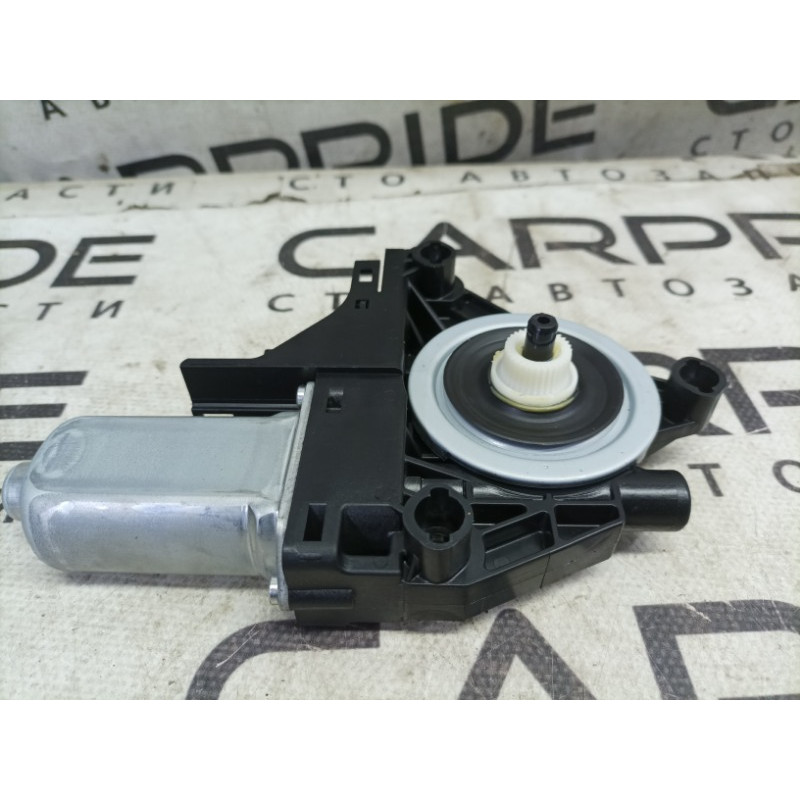 Мотор стеклоподъемника (электрика) Jeep Cherokee KL 2014 2.4 68227367AA