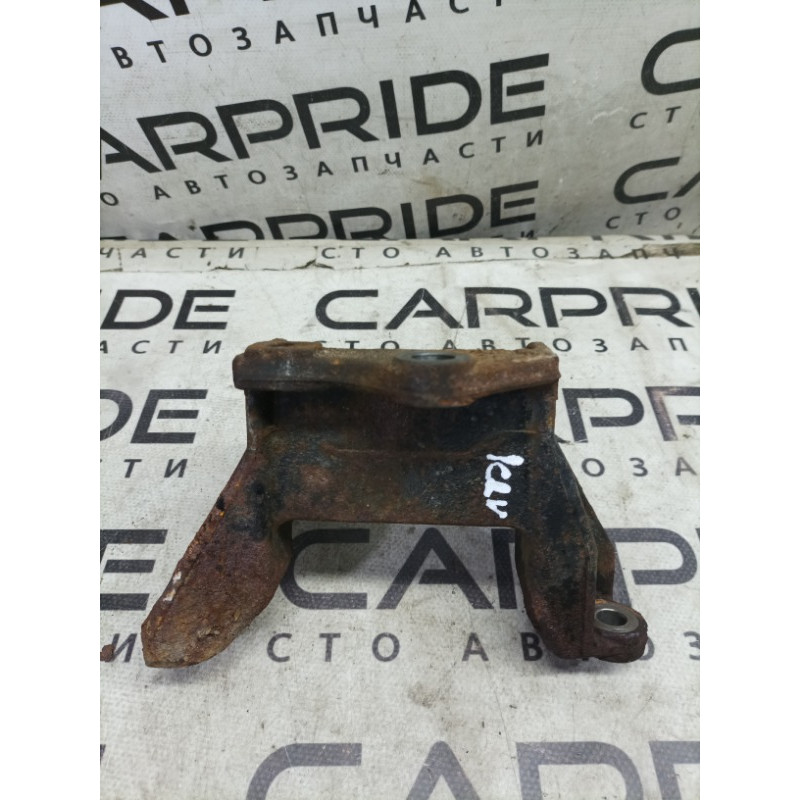 Кріплення подушки двигуна (кронштейны двигателя) Honda CRV RD7 2003 2.2 50650SKNE00