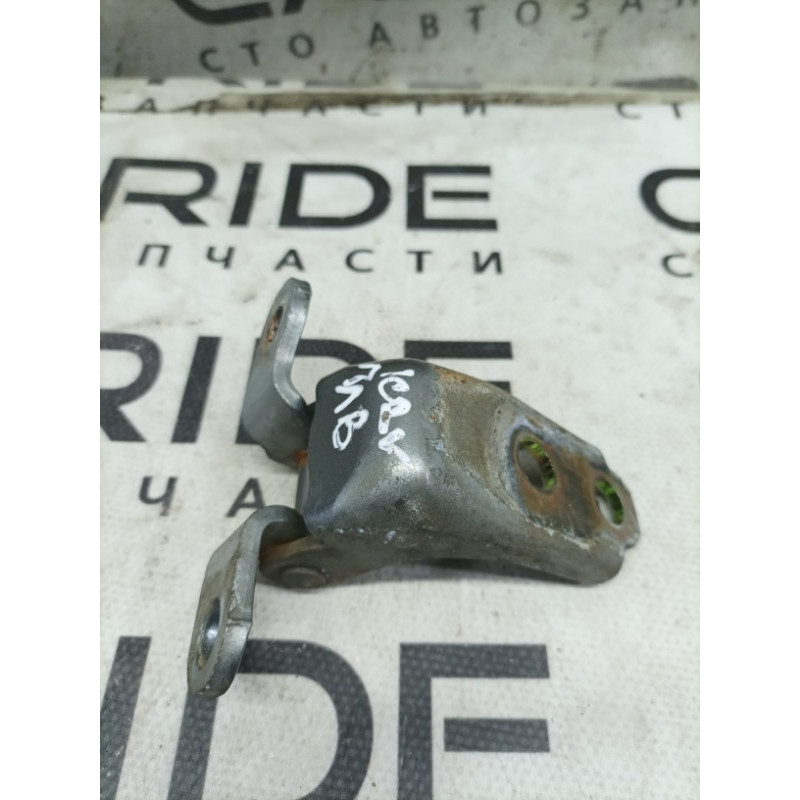 Петля двери (кузов и элементы) Honda CRV RD7 2003 2.2 67450SCAE01ZZ