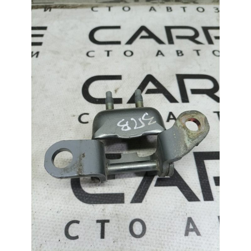Петля дверей (кузов и элементы) Honda CRV RD7 2003 2.2 67910SCAE01ZZ