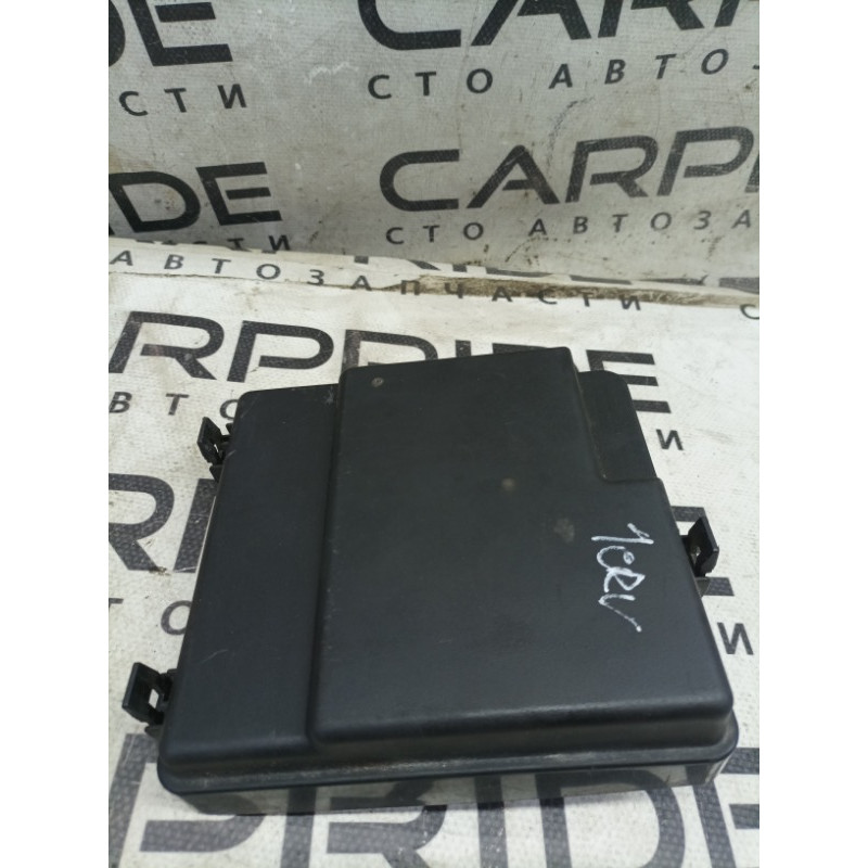 Крышка блока предохранителей (двигатель и элементы) Honda CRV RD7 2003 2.2 38253SKNE01